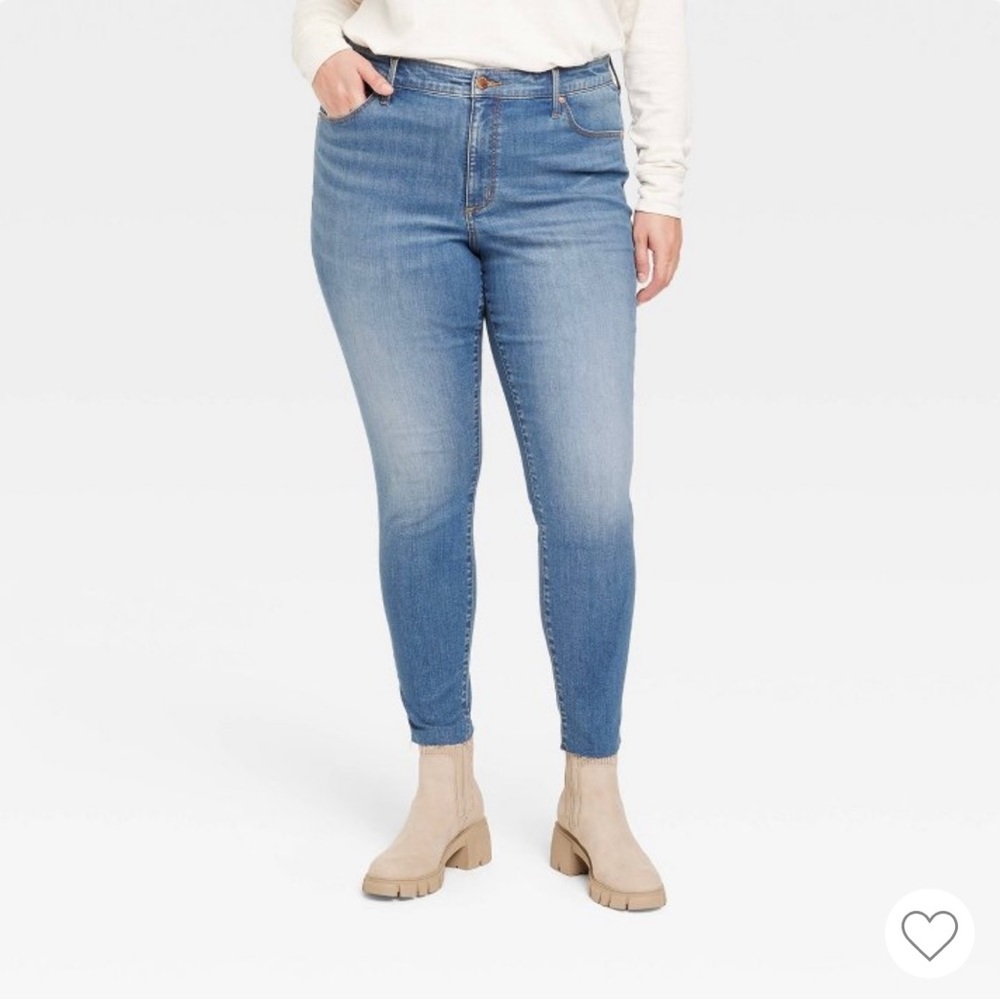 NWT size 22W Universal Thread jeans